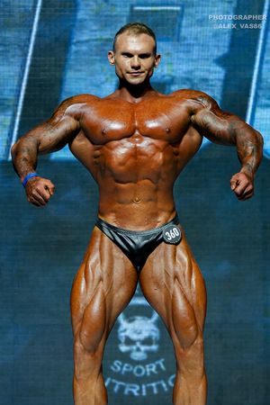 CLASSIC PHYSIQUE +178
